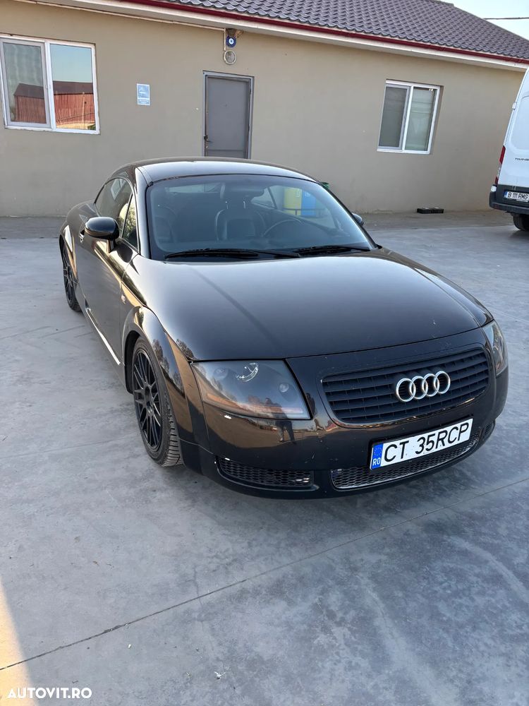Audi TT 1.8 T quattro - 10
