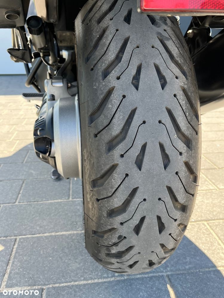 Kawasaki GTR - 13