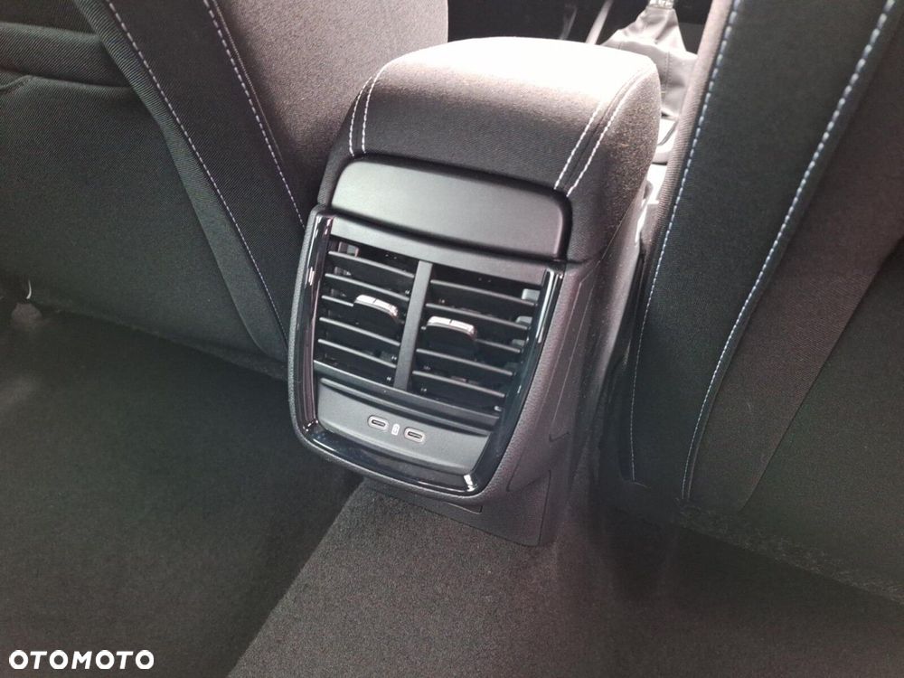 Skoda Kamiq 1.5 TSI Monte Carlo DSG - 24