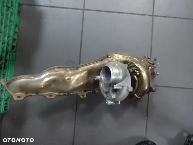 Lewa oraz prawa  turbosprężarka z kolektorem Audi S7 4.0 079253033CK - 1