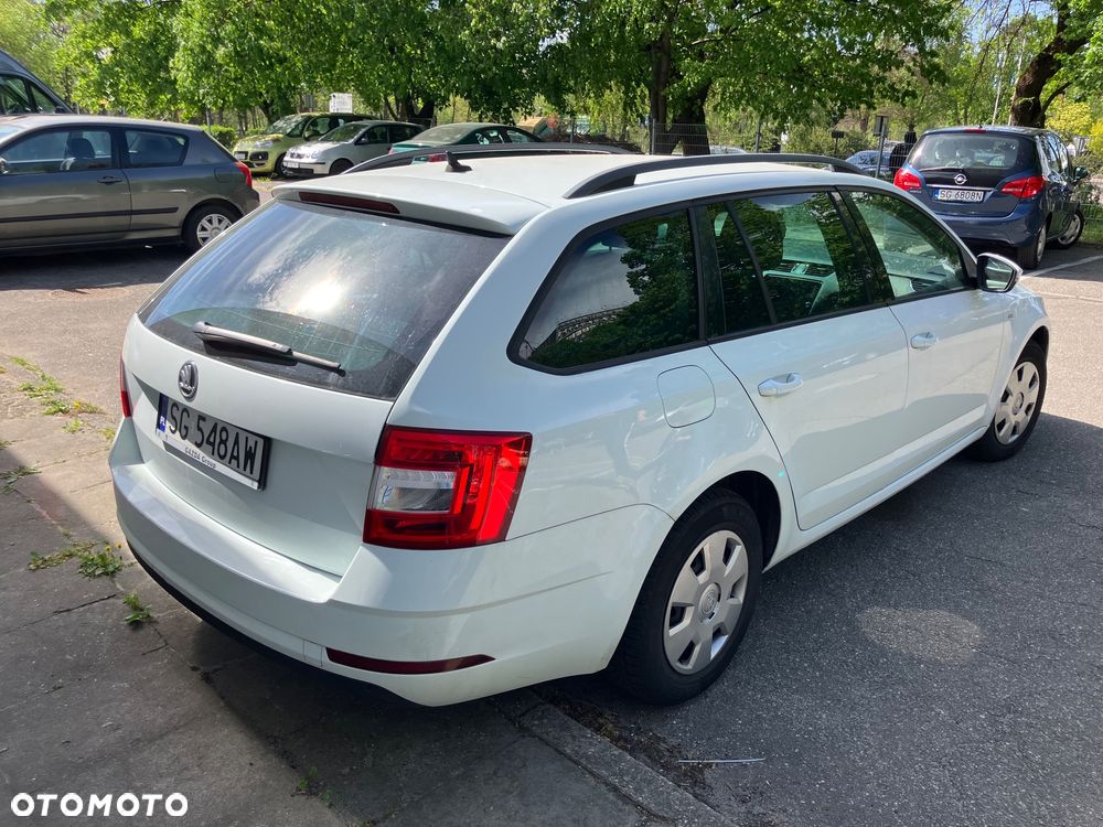 Skoda Octavia 1.6 TDI Drive - 10