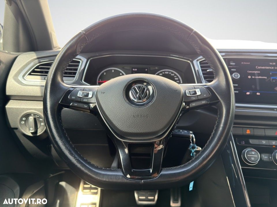 Volkswagen T-Roc - 13