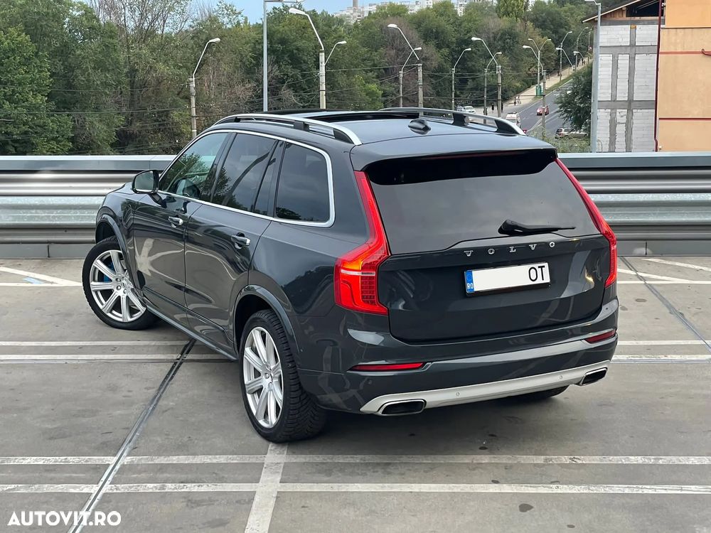 Volvo XC 90 T8 Twin Engine AWD Momentum - 4