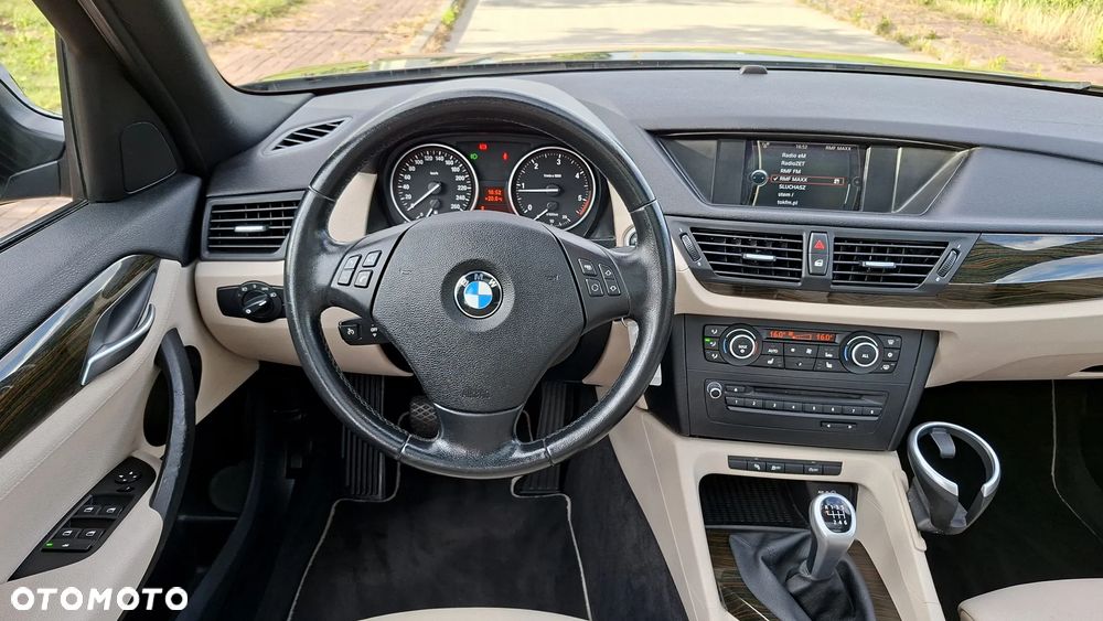 BMW X1 sDrive20d - 32