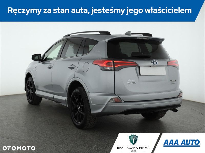 Toyota RAV4 - 5