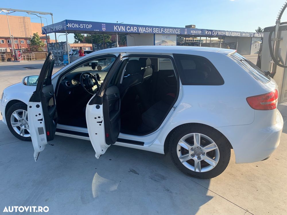 Audi A3 Sportback - 13