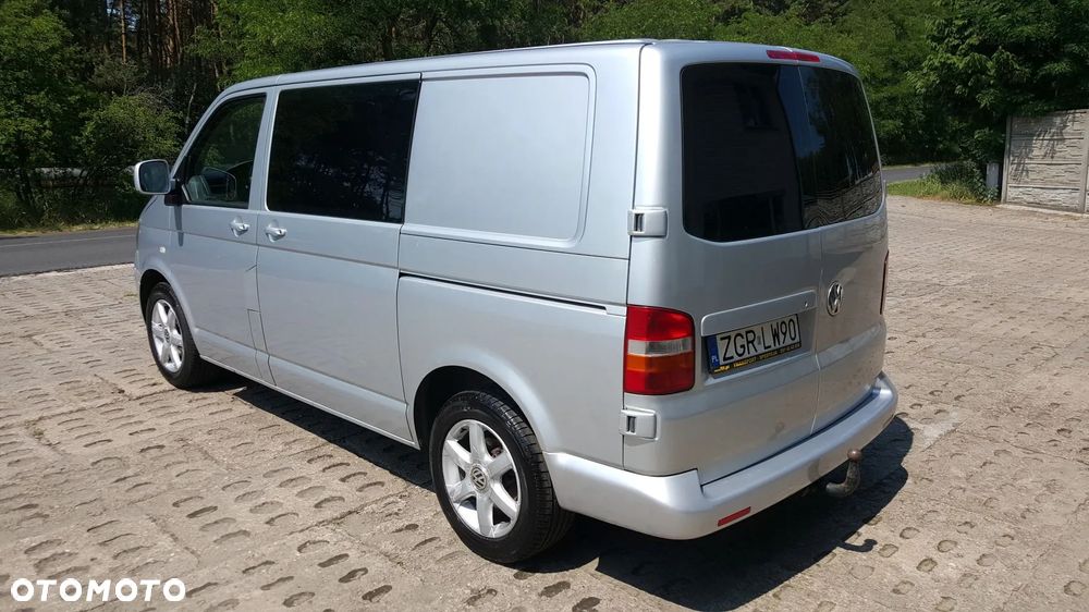 Volkswagen Transporter - 2