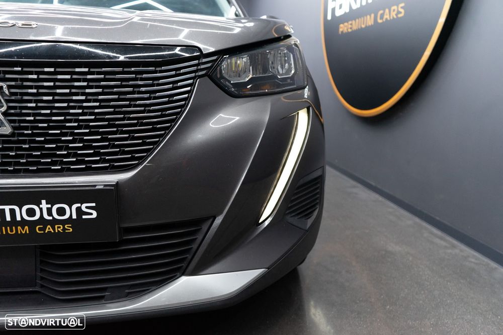 Peugeot 2008 1.2 PureTech Allure Pack EAT8 - 48