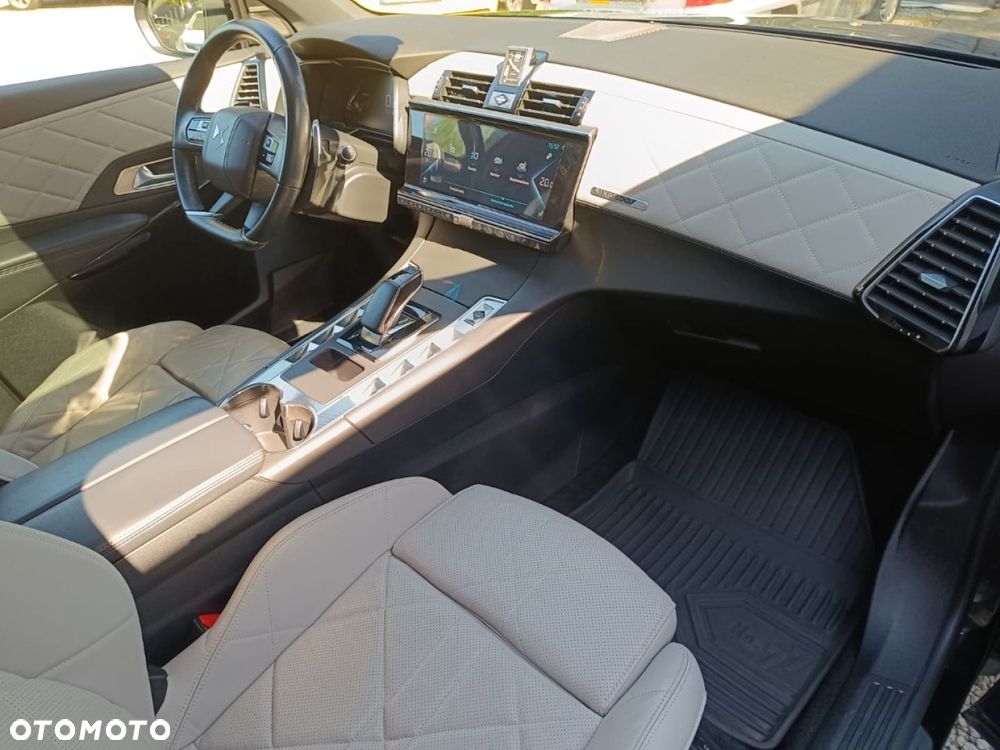 DS Automobiles DS 7 Crossback - 27