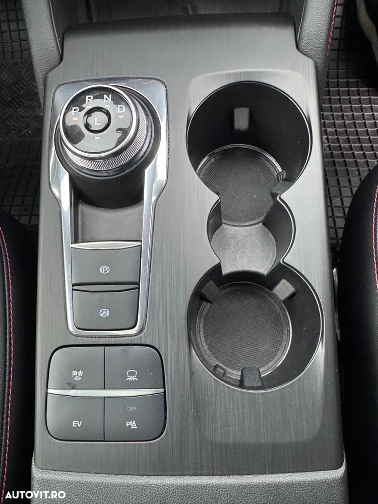 Ford Kuga 2.5 Duratec PHEV ST Line X - 10