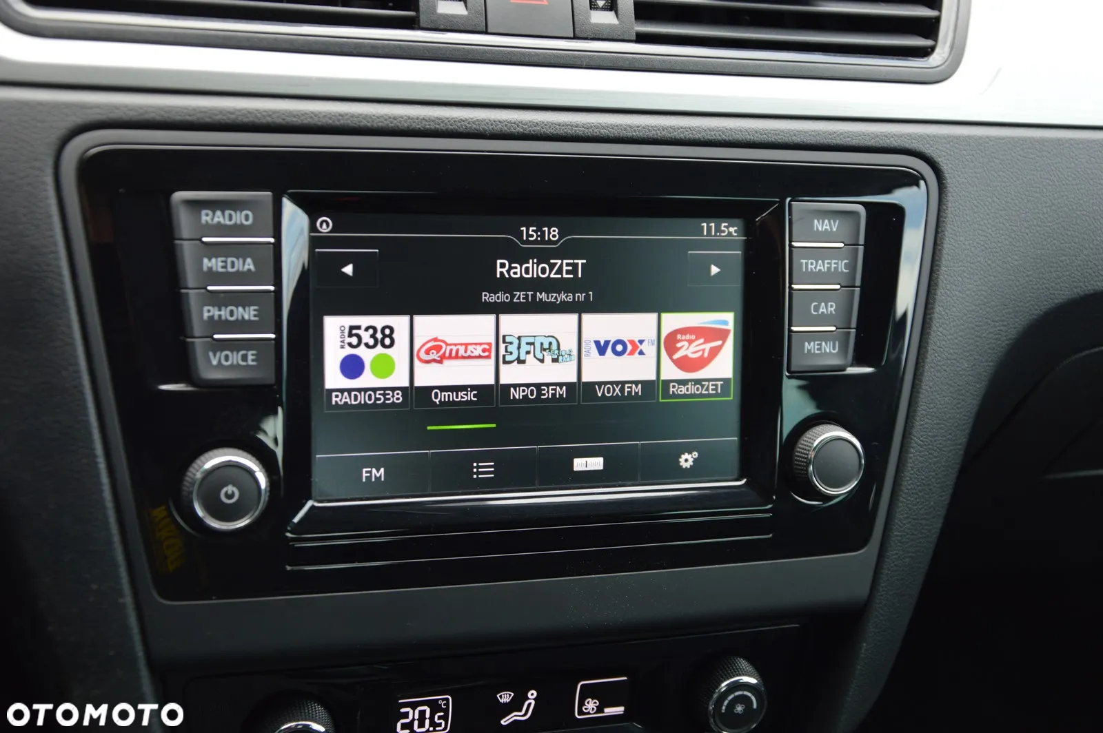 Skoda RAPID 1.2 TSI Edition - 14