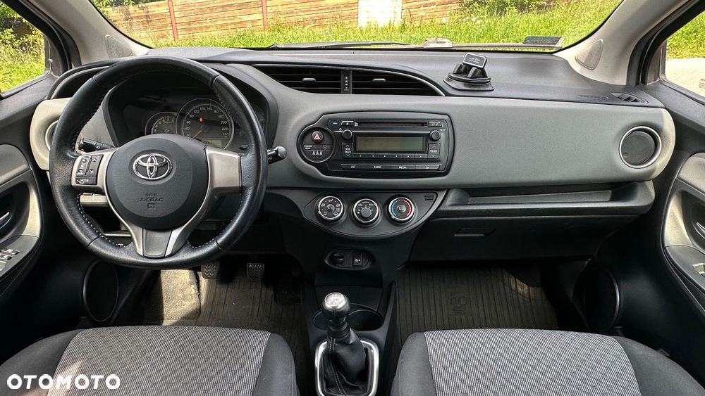Toyota Yaris - 13