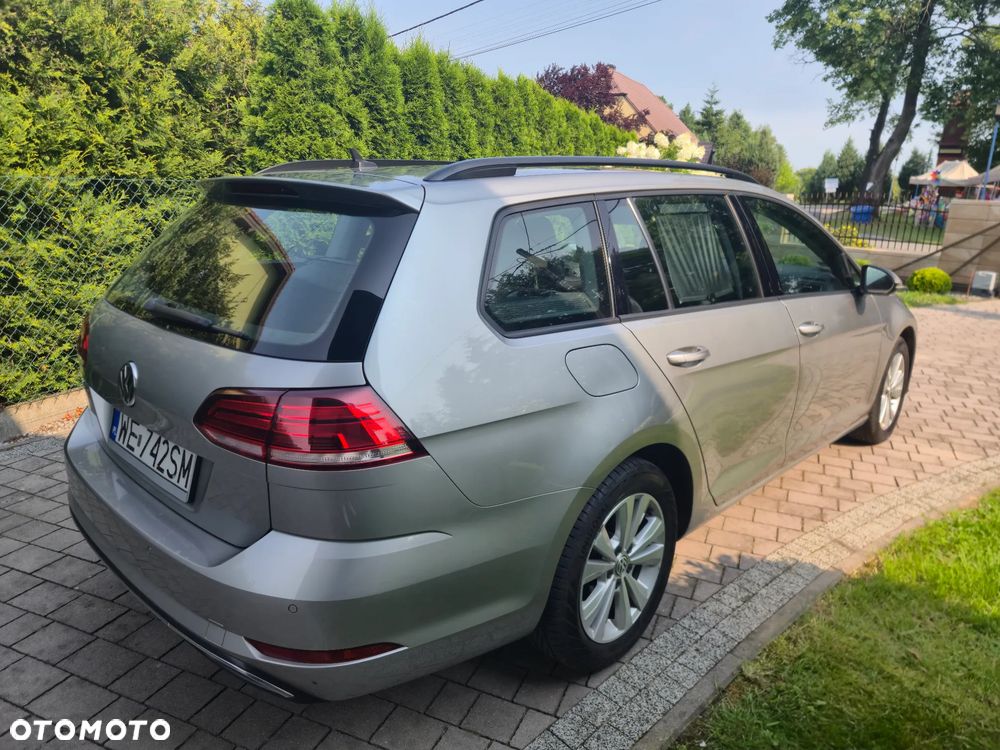Volkswagen Golf 1.6 TDI BMT Comfortline - 10