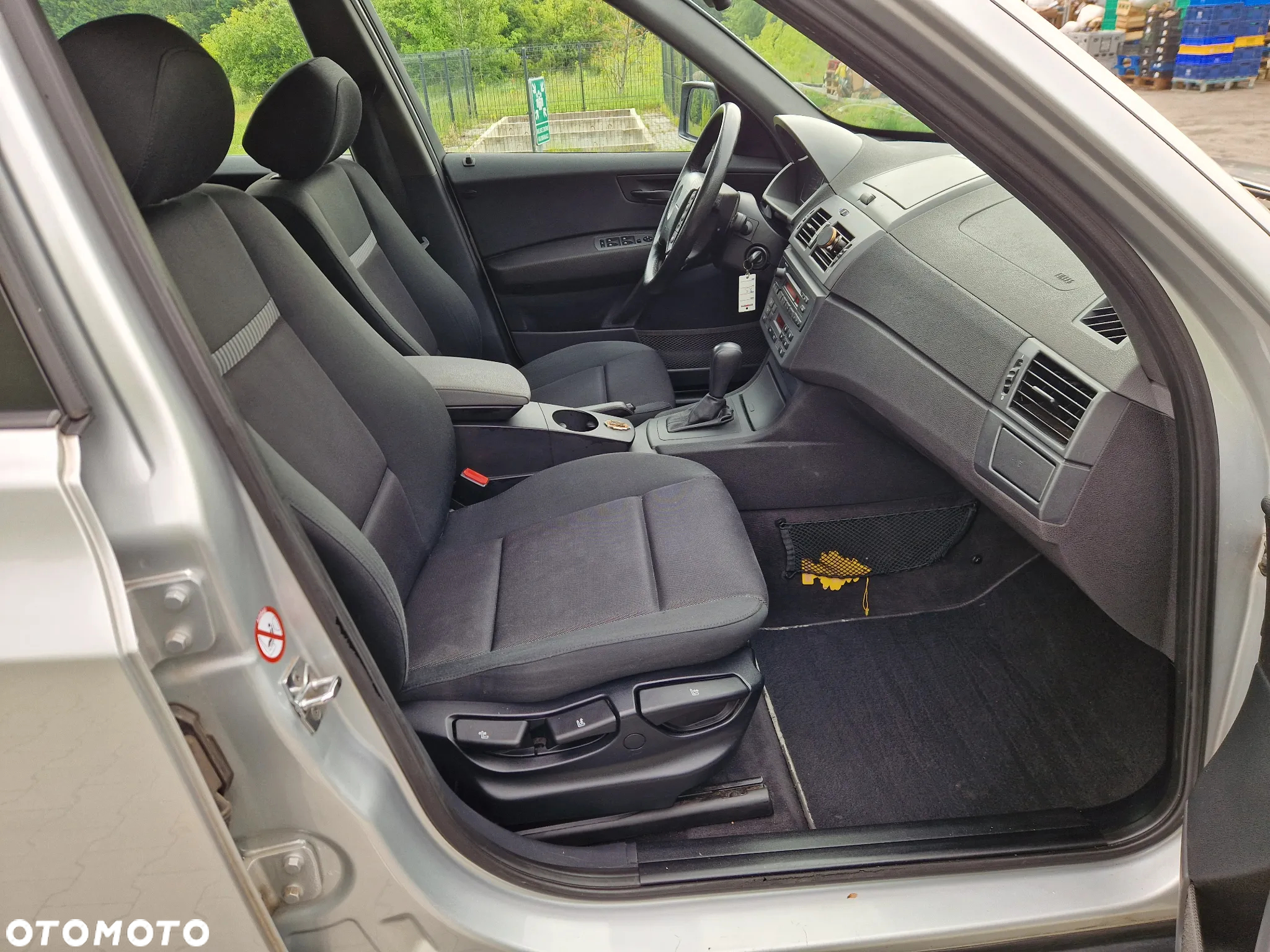 BMW X3 2.5i - 11