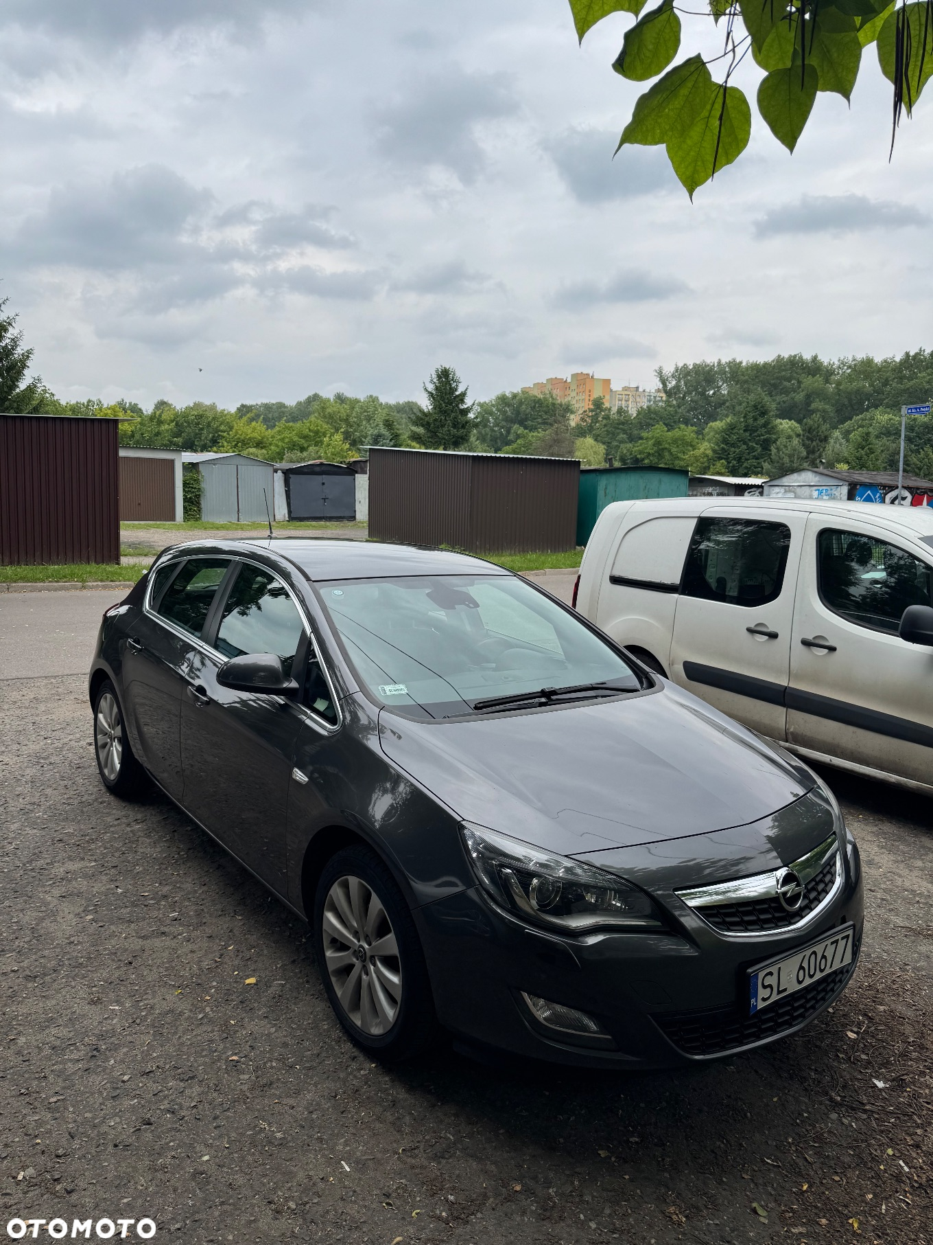 Opel Astra IV 1.4 T Cosmo - 2