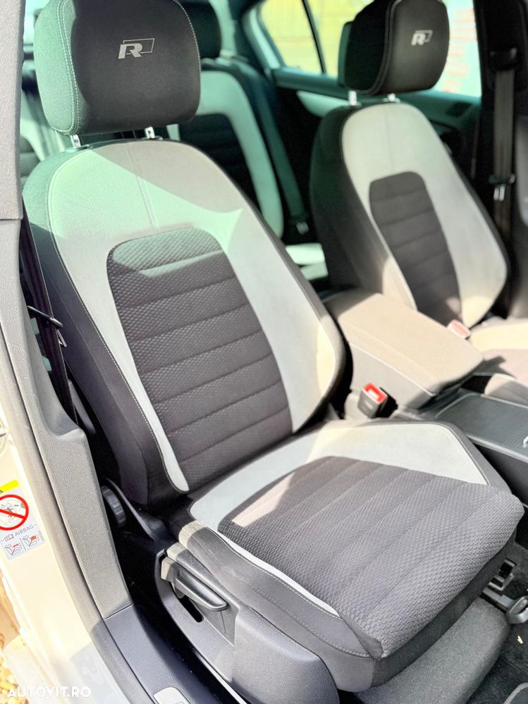 Volkswagen Passat 2.0 TDI DSG BlueMotion Technology R-Line - 16