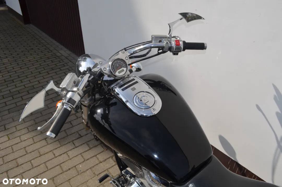 Honda VTX - 12