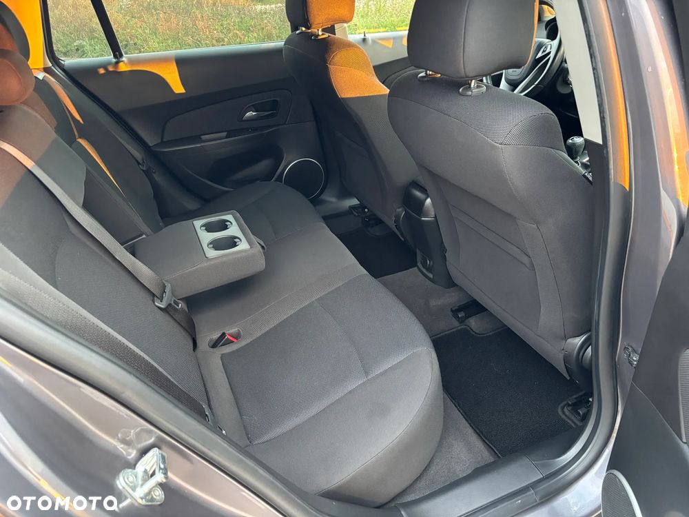 Chevrolet Cruze 1.7 D LT+ Premium - 14