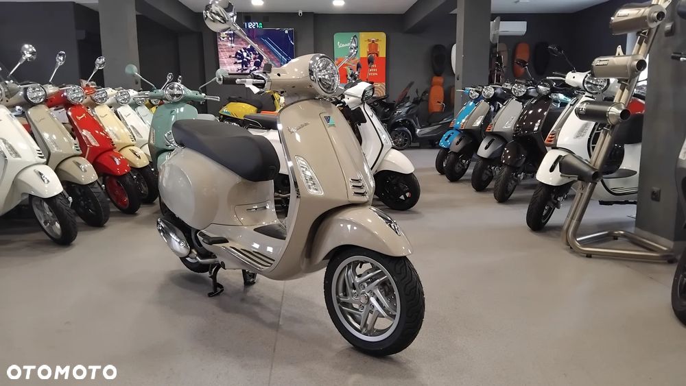 Vespa Primavera - 1