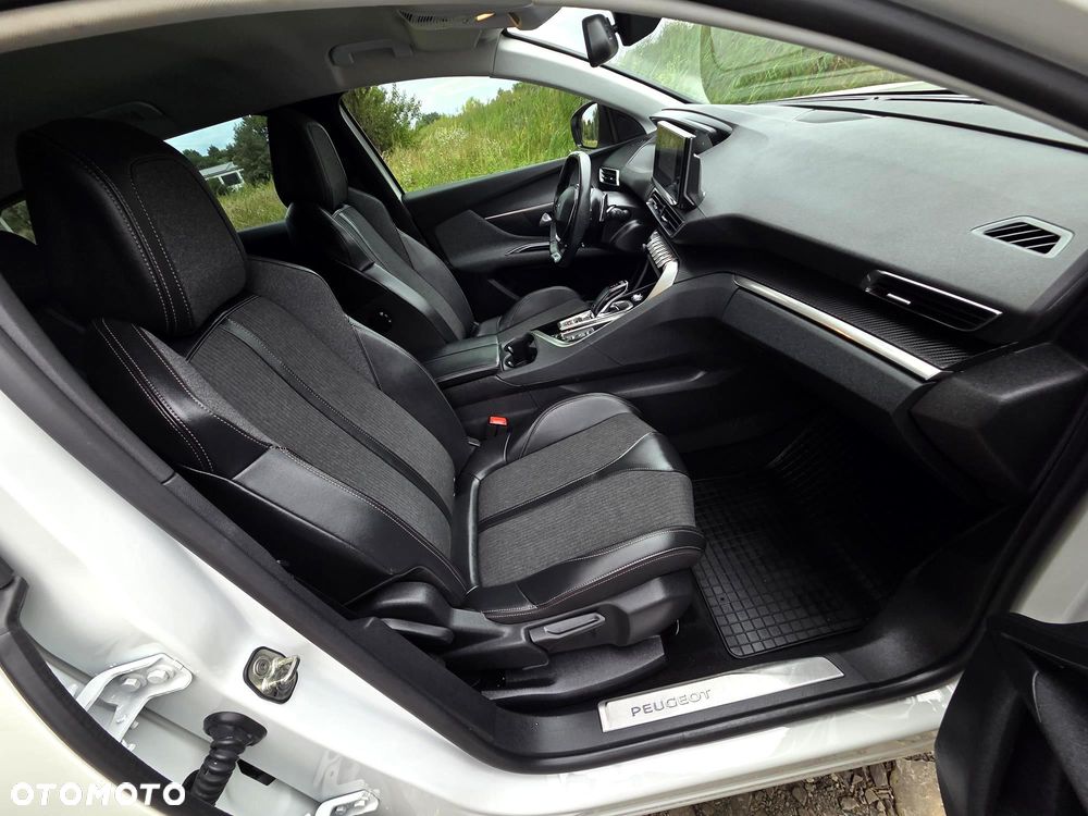 Peugeot 3008 1.5 BlueHDi GT Pack S&S EAT8 - 27