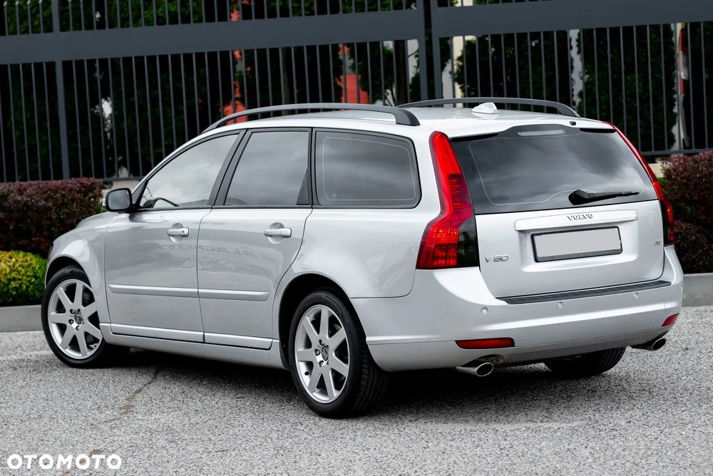 Volvo V50 D5 DPF Momentum - 9