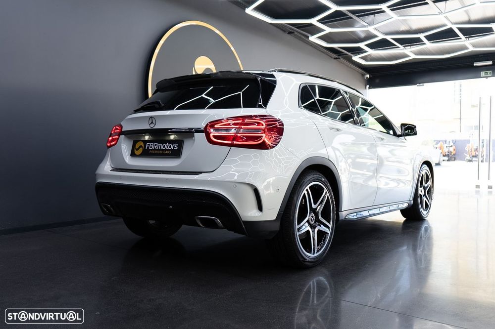 Mercedes-Benz GLA 220 d AMG Line - 10