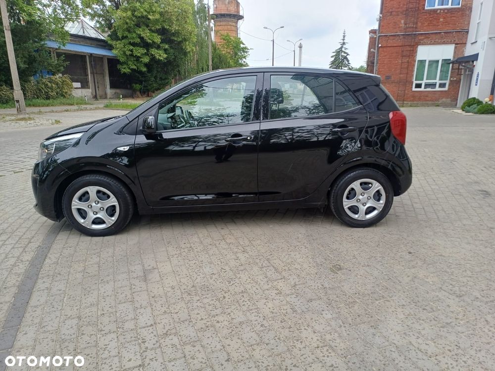 Kia Picanto 1.0 L - 24