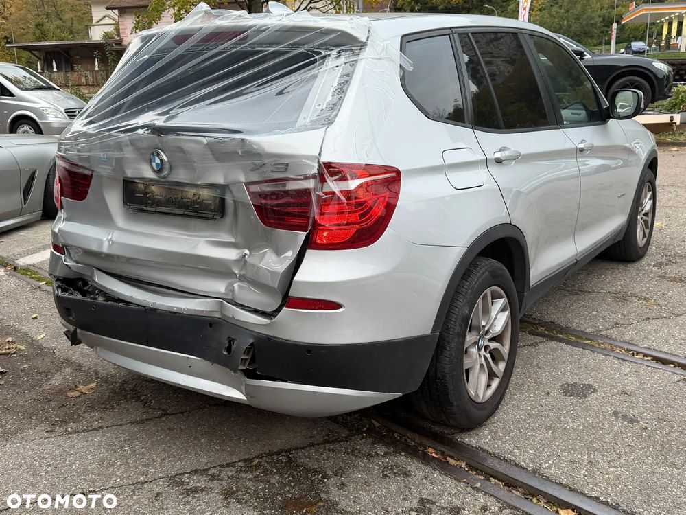 BMW X3 2012 photo 4