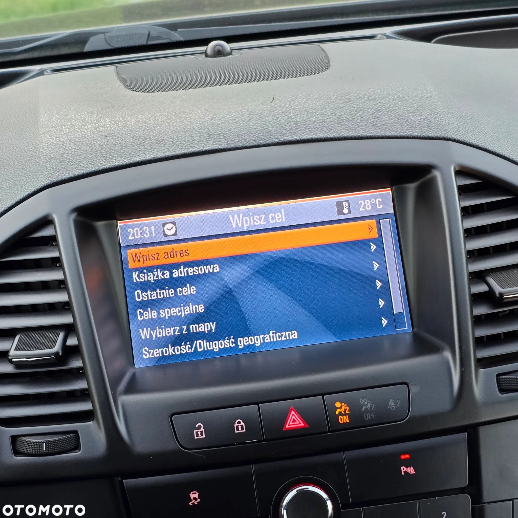Opel Insignia 2.0 CDTI Cosmo S&S - 34