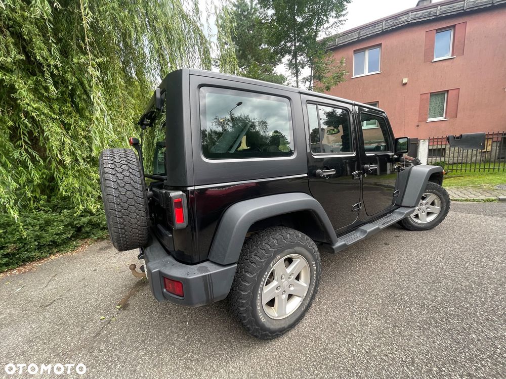 Jeep Wrangler 2.8 CRD Unlim Sport - 11