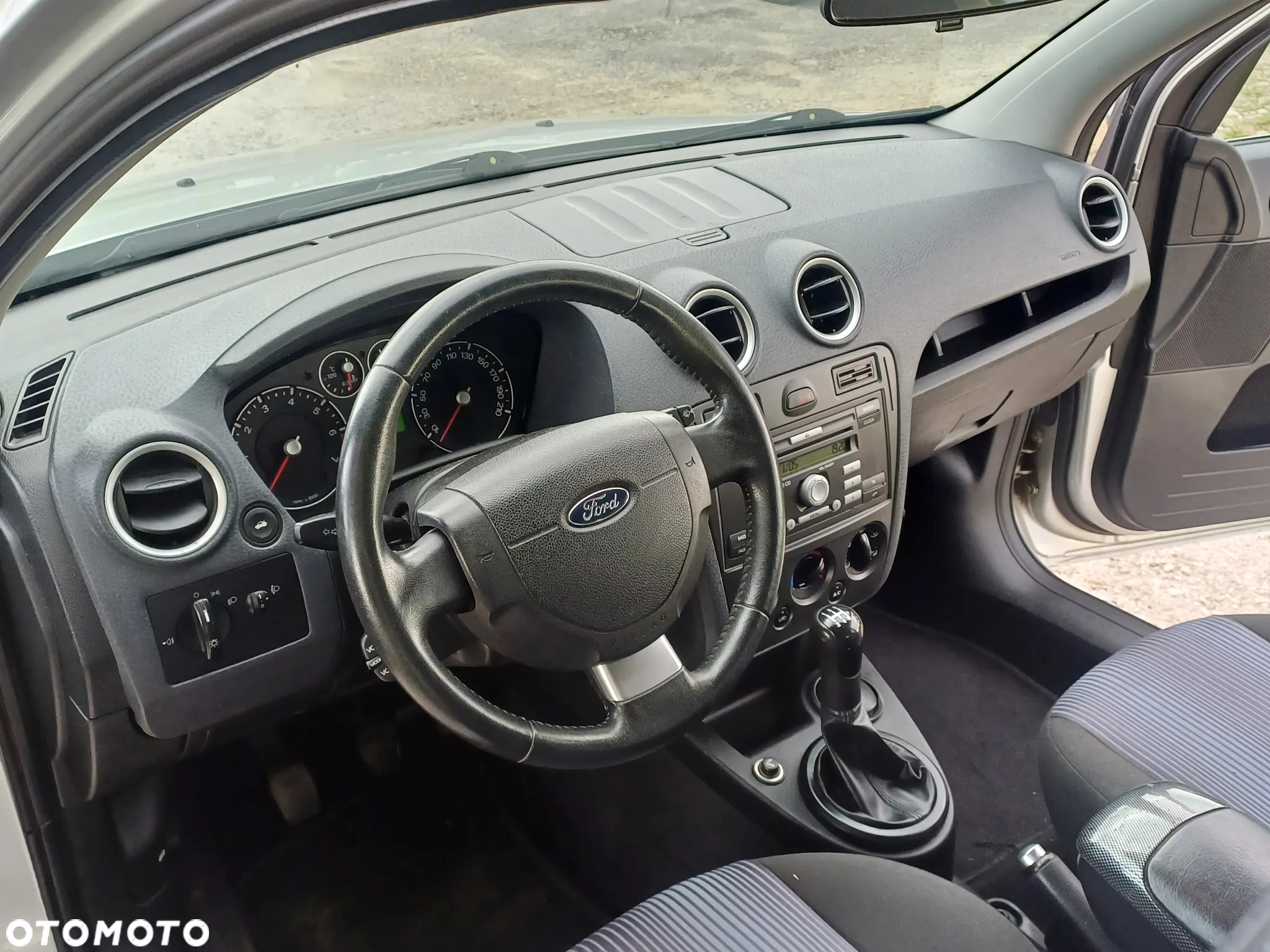 Ford Fusion 1.4 Ambiente - 10