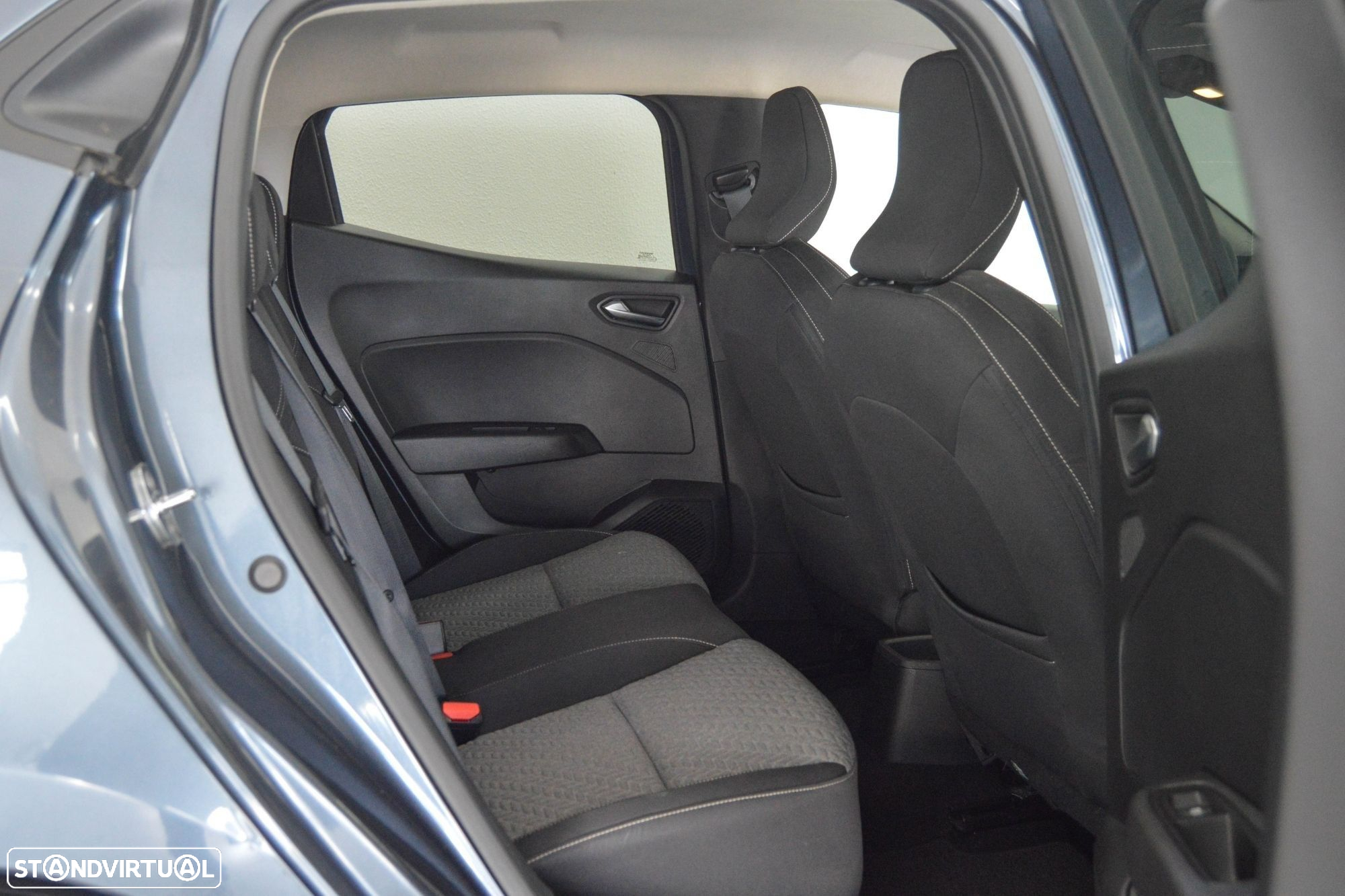 Renault Clio 1.0 TCe Evolution - 47