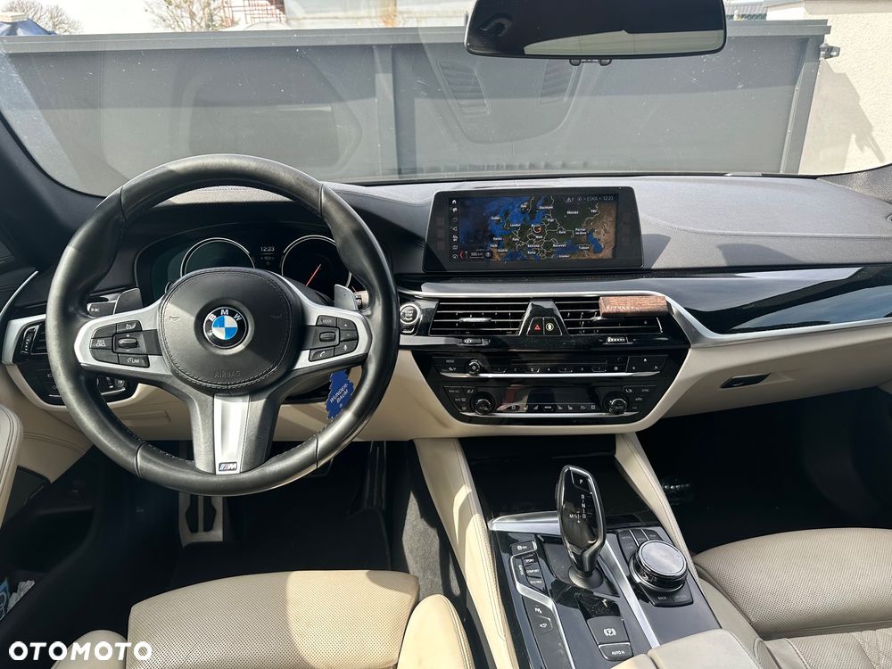 BMW Seria 5 540i xDrive M Sport sport - 19
