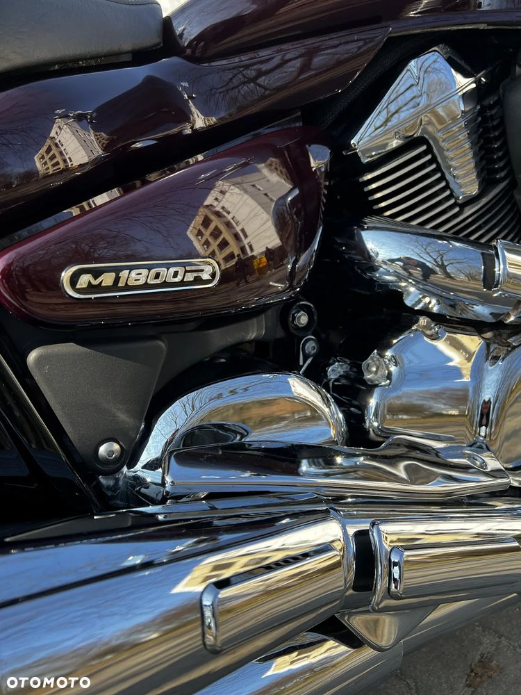 Suzuki Intruder - 18