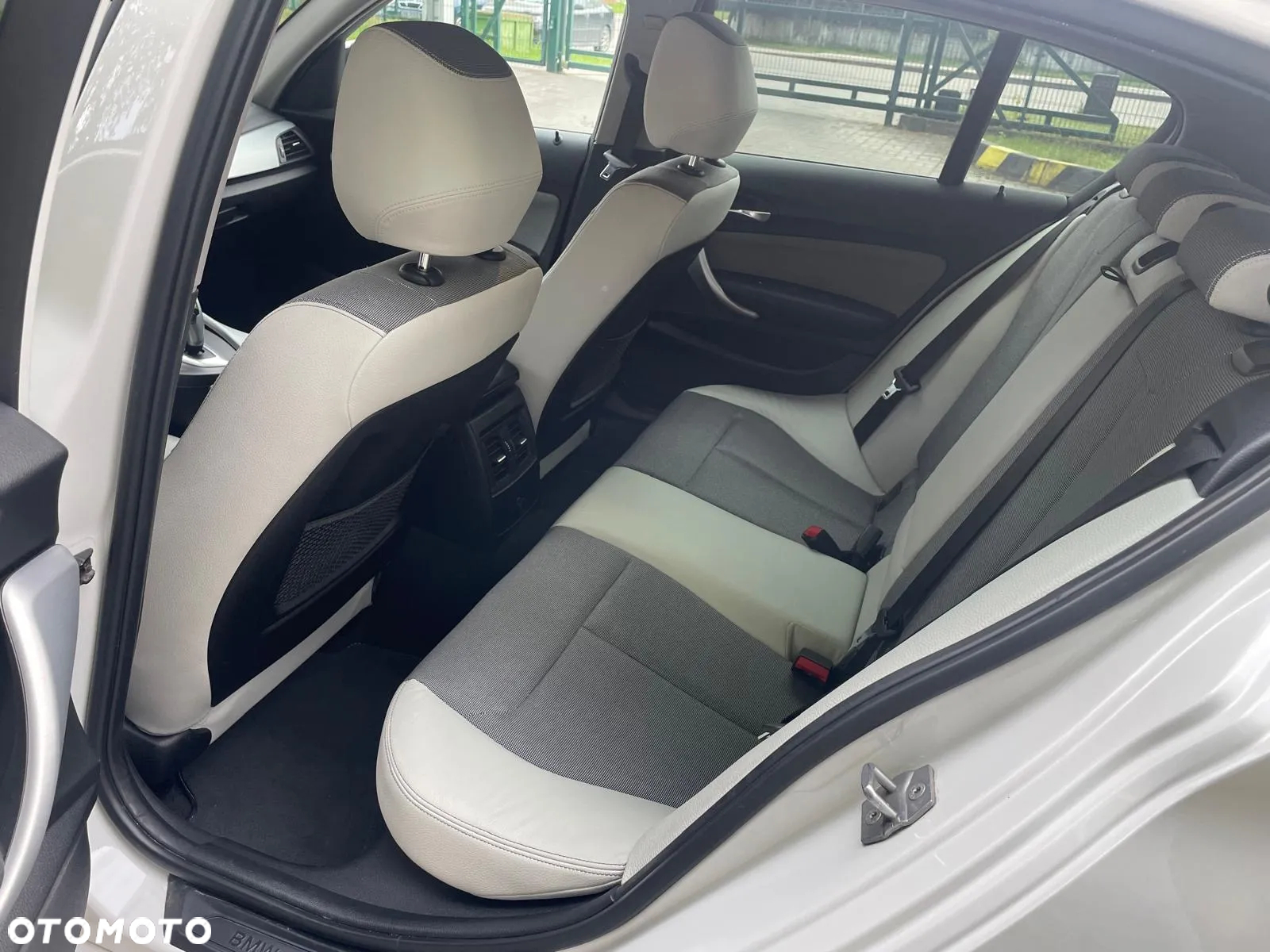BMW Seria 1 - 16