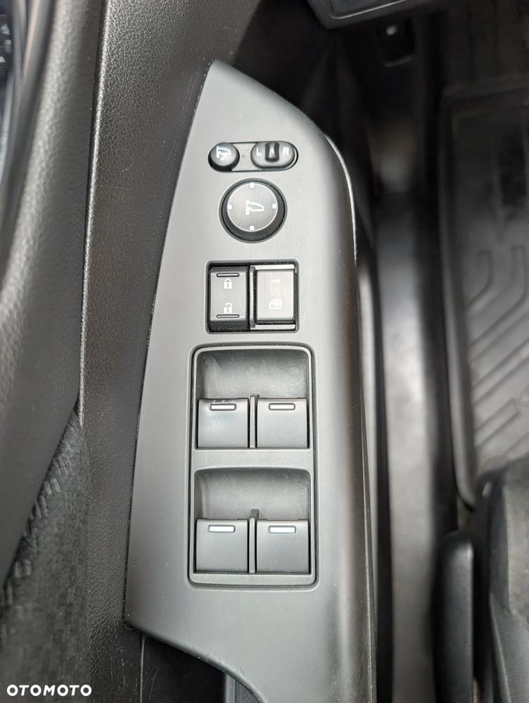 Honda CR-V 2.0i-VTEC 4WD Automatik Elegance - 34
