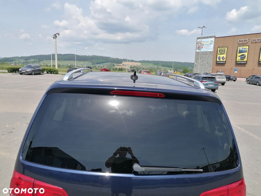 Volkswagen Touran 1.6 TDI DPF STYLE - 6