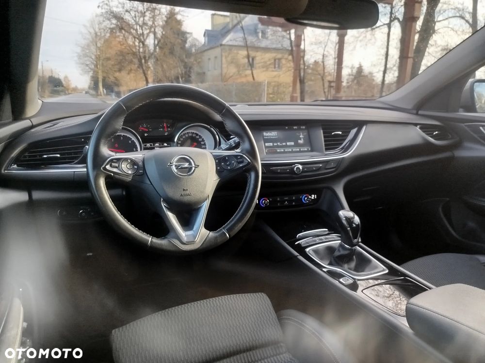 Opel Insignia - 12