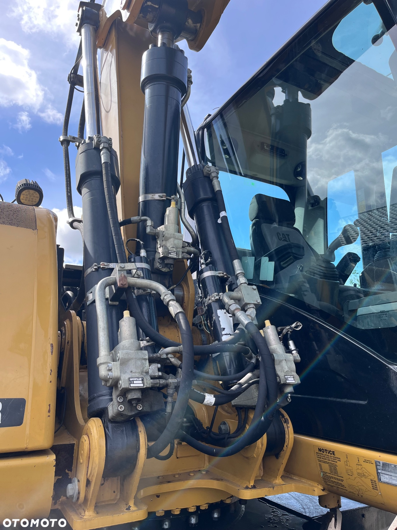 Caterpillar CAT M315D - 18