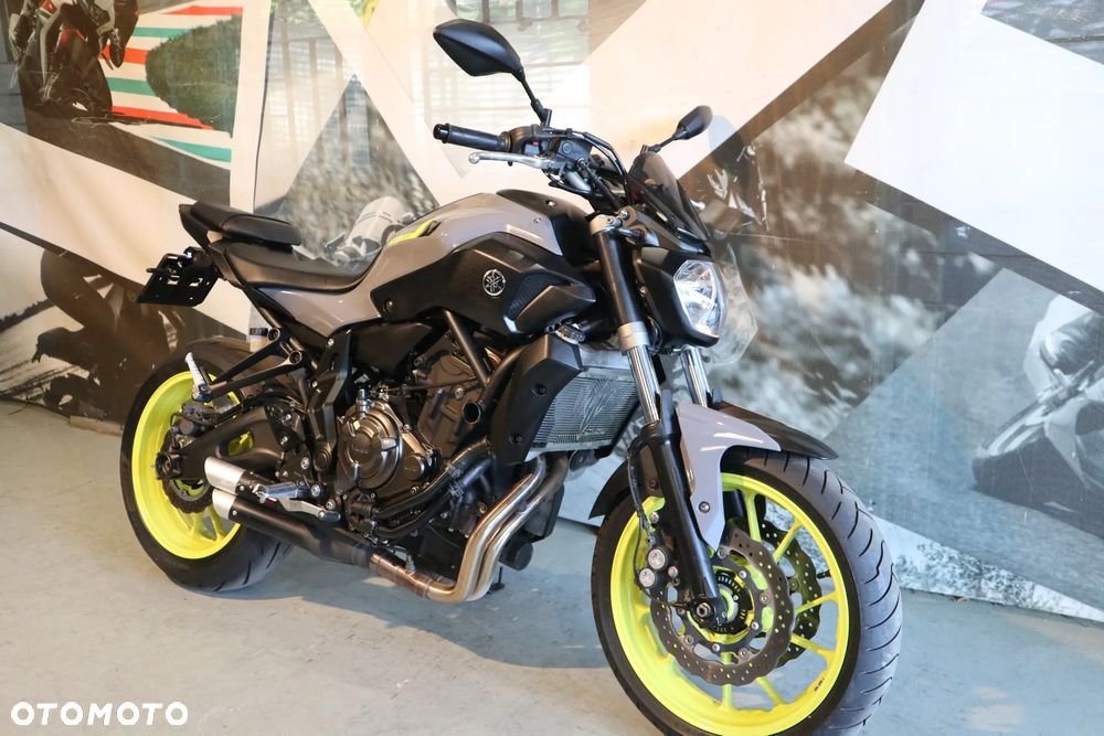 Yamaha MT - 1