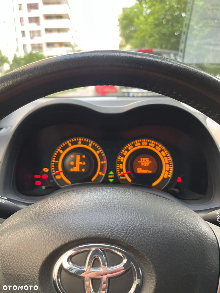Toyota Corolla 1.6 Terra - 16