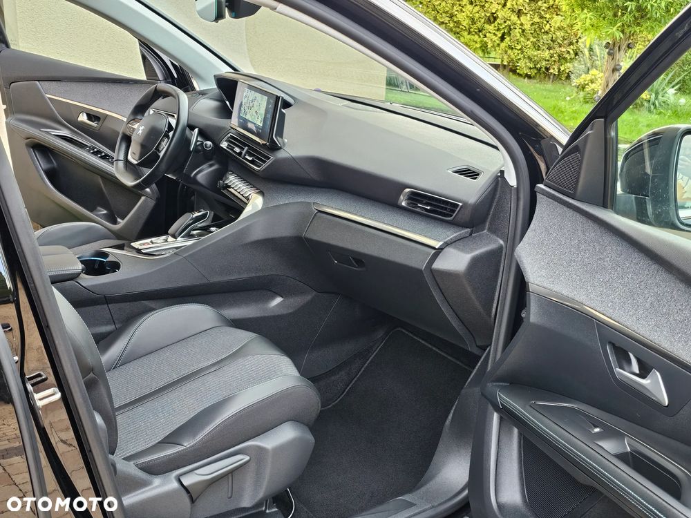 Peugeot 3008 225 e-EAT8 Allure Pack - 30