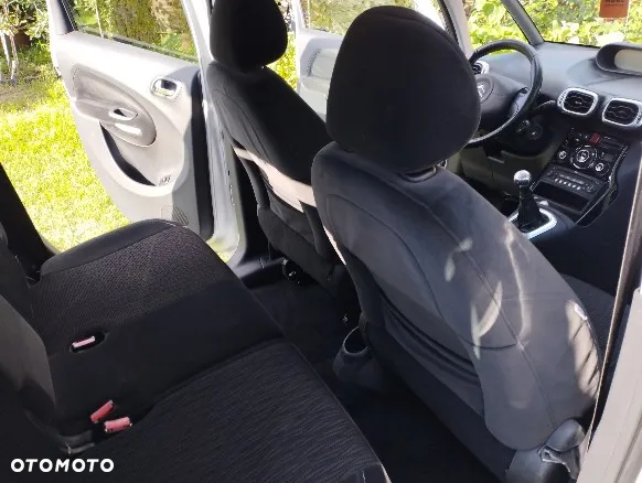 Citroën C3 Picasso 1.6 HDi Exclusive - 9