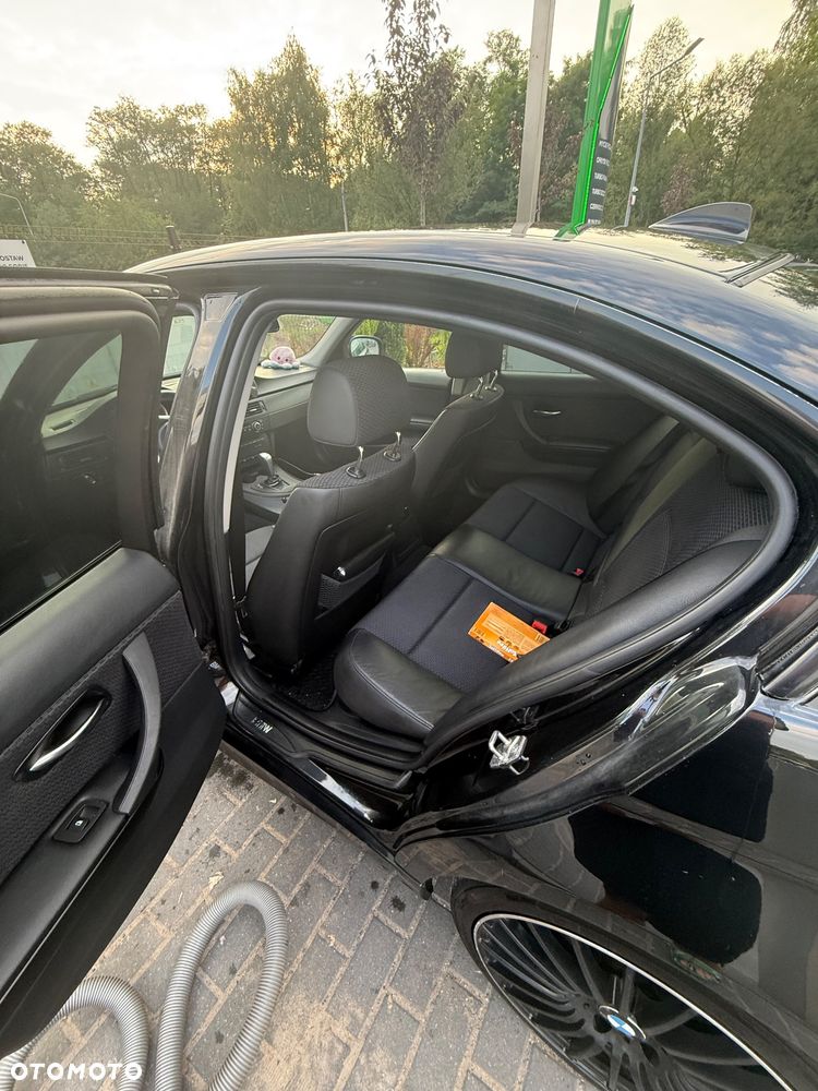 BMW Seria 3 - 12