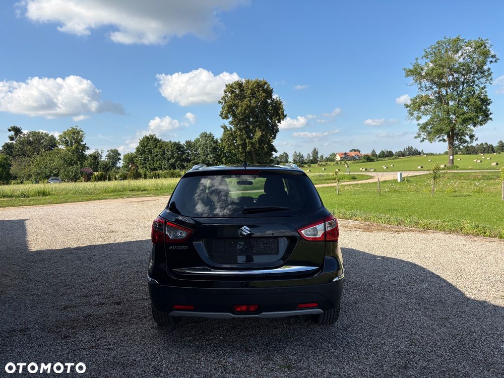 Suzuki SX4 1.6 Comfort Plus - 10