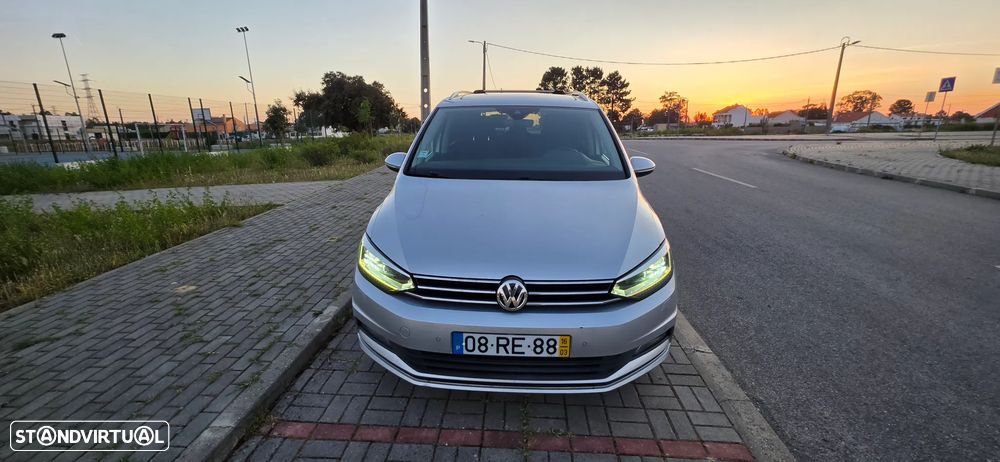 VW Touran 2.0 TDI Highline DSG - 1