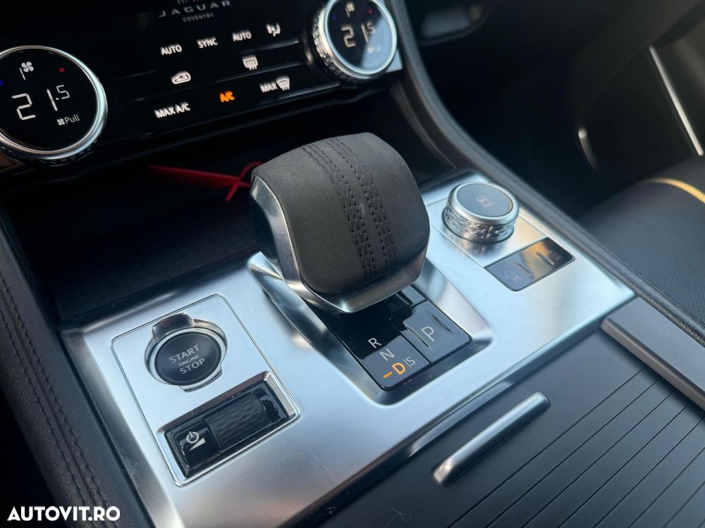 Jaguar F-Pace 20d AWD Aut. Prestige - 26