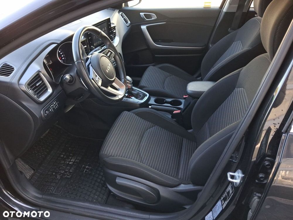 Kia XCeed 1.5 T-GDI M DCT - 16
