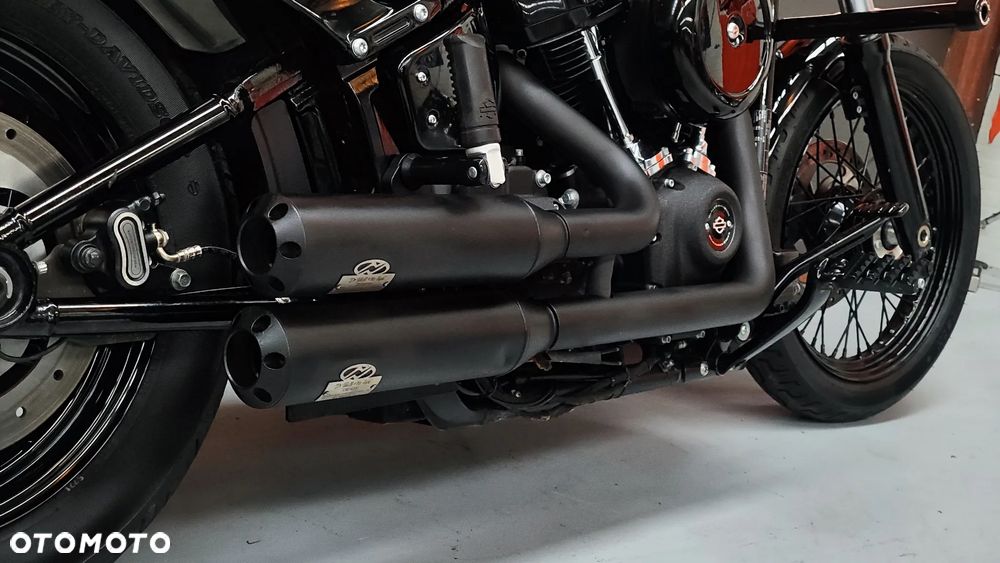 Harley-Davidson Softail Street Bob - 9