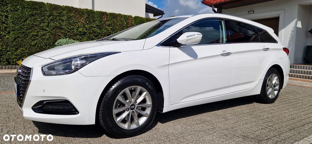 Hyundai i40 Kombi blue 1.6 CRDi DCT Space - 8
